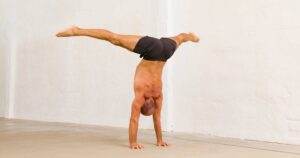 Handstand Course Opengraph Straddle